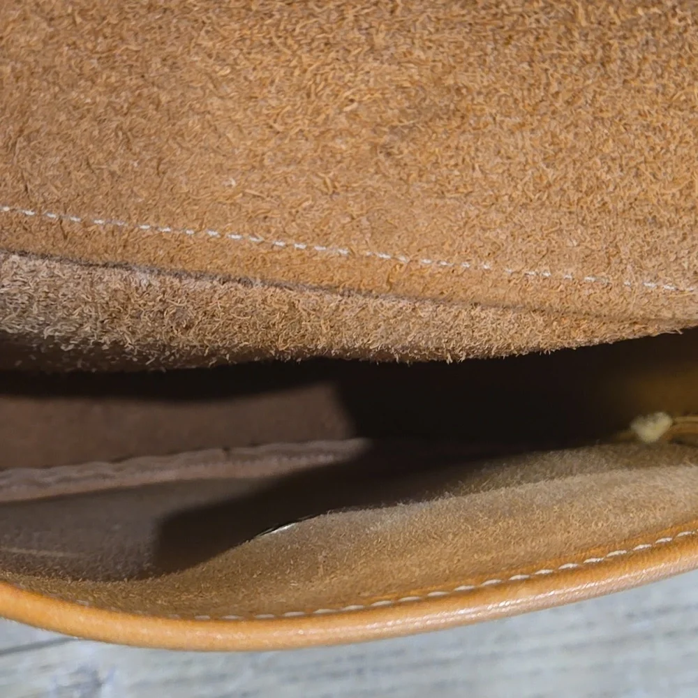 Vintage/Retro 90's Tan Leather Crossbody Northern Reflections Bag - Picture 8 of 10